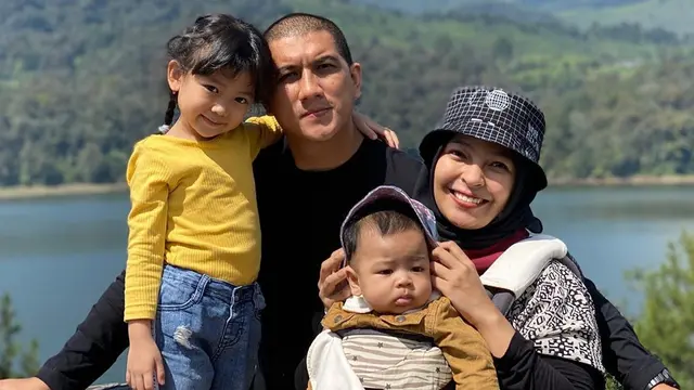 [Fimela] Keluarga Tantri KOTAK