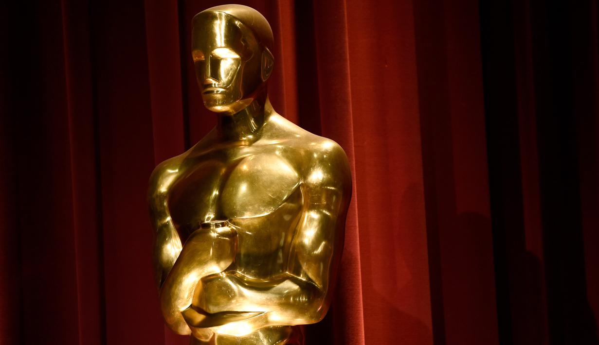 Nomine Academy Awards atau Oscar 2017 telah diumumkan pada 24 Januari 2017. Akan tetapi nominasi Oscar 2017 kali ini memberikan banyak kejutan, kekecewaan sekaligus memecahkan rekor baru yang patut untuk Anda simak. (Photo by Chris Pizzello/Invision/AP)