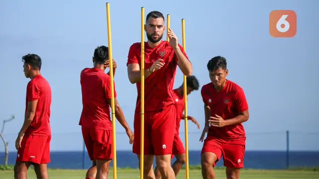 Foto: Shin Tae-yong Terus Gembleng Fisik Pemain Timnas Indonesia Jelang Piala AFF 2022, Sandy Walsh Izin Balik ke Belgia Dulu