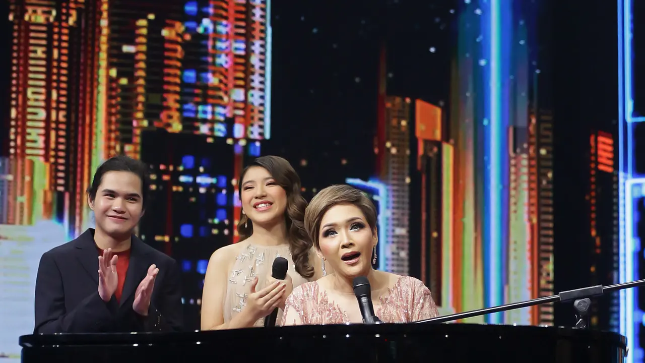 [Fimela] Maia Estianty, Dul Jaelani dan Tiara Anugerah