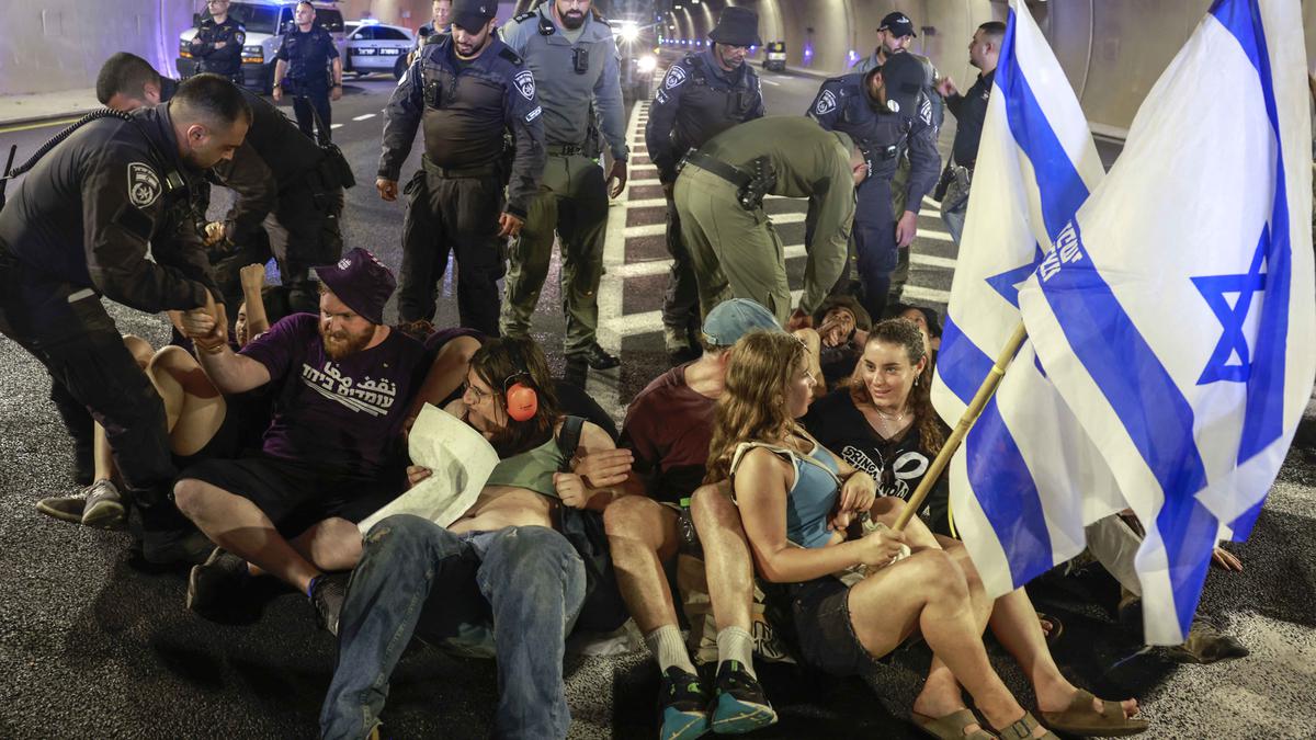 Israel Tinjau Respons Hamas atas Proposal Gencatan Senjata Gaza