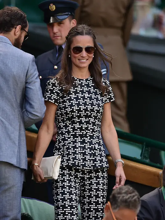 Seperti yang dilansir oleh Aceshowbiz (20/07/16), Pippa dan James sedang mempersiapkan pernikahan mereka secara matang. Keduanya pun sudah mencari rumah baru yang akan di huni untuk keluarga kecil mereka kelak. (AFP/Bintang.com)