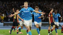Selebrasi Rasmus Hojlund usai mencetak gol di laga Napoli vs Genoa di pekan ke-6 Serie A 2025/2026 di Stadio Diego Armando Maradona, Minggu (05/10/2025) malam WIB.&nbsp;(Alessandro Garofalo/LaPresse via AP)