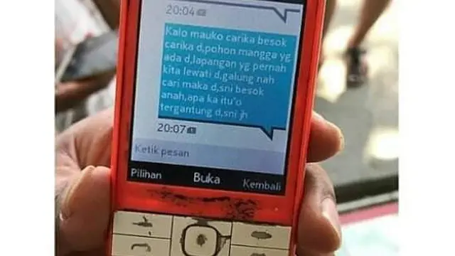 Isi SMS terakhir Dedi kepada kekasihnya (Fauzan/Liputan6.com)