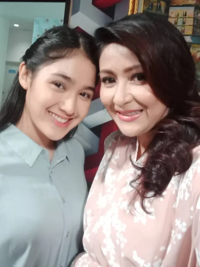Kerap Terlibat dalam Satu Judul, Ini 6 Potret Kebersamaan Ine Dewi dan Cut Syifa