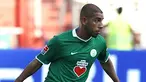 Wolfsburg's Iranian-born striker Ashkan Dejagah controls the ball on September 28, 2008 at Wildparkstadion in Karlsruhe during their Bundesliga match Karlsruhe vs Wolfsburg. Karlsruhe won 2-1. AFP PHOTO/JUERGEN SCHWARZ