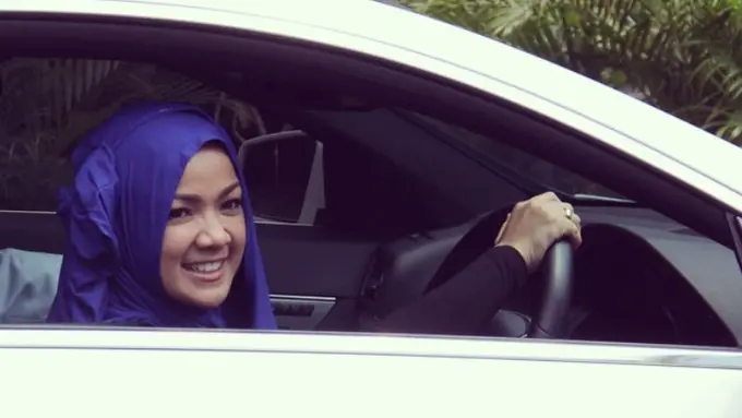 [Bintang] Nirina Zubir