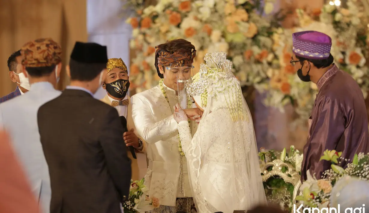 Lesti dan Rizky Billar Akad Nikah (Bayu Herdianto/© KapanLagi.com)