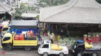 Pasar Tradisional Dekat Letusan Gunung Kelud Mulai Dibuka