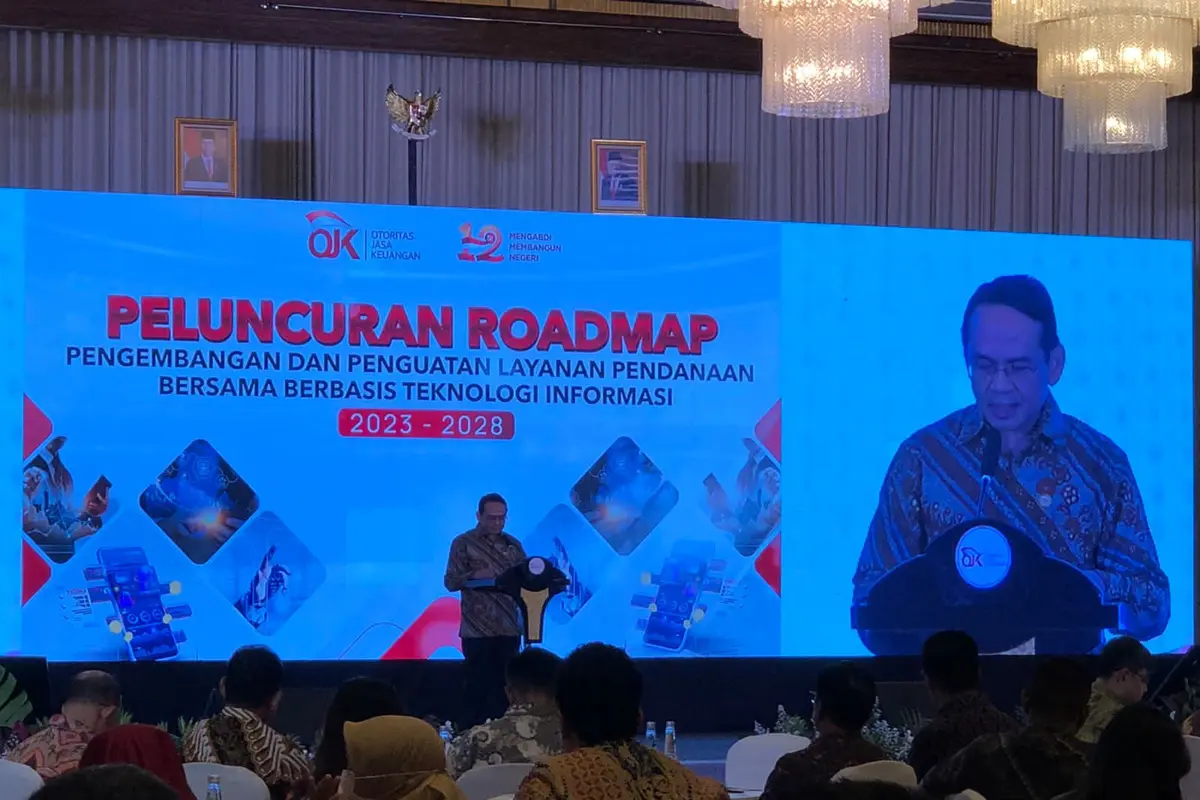Kepala Eksekutif Pengawas Lembaga Pembiayaan, Perusahaan Modal Ventura, Lembaga Keuangan Mikro dan Lembaga Jasa Keuangan (PVML), Agusman  dalam peluncuran LPBBTI, di Four Season Jakarta, Jumat (10/11/2023). (Tira/Liputan6.com)