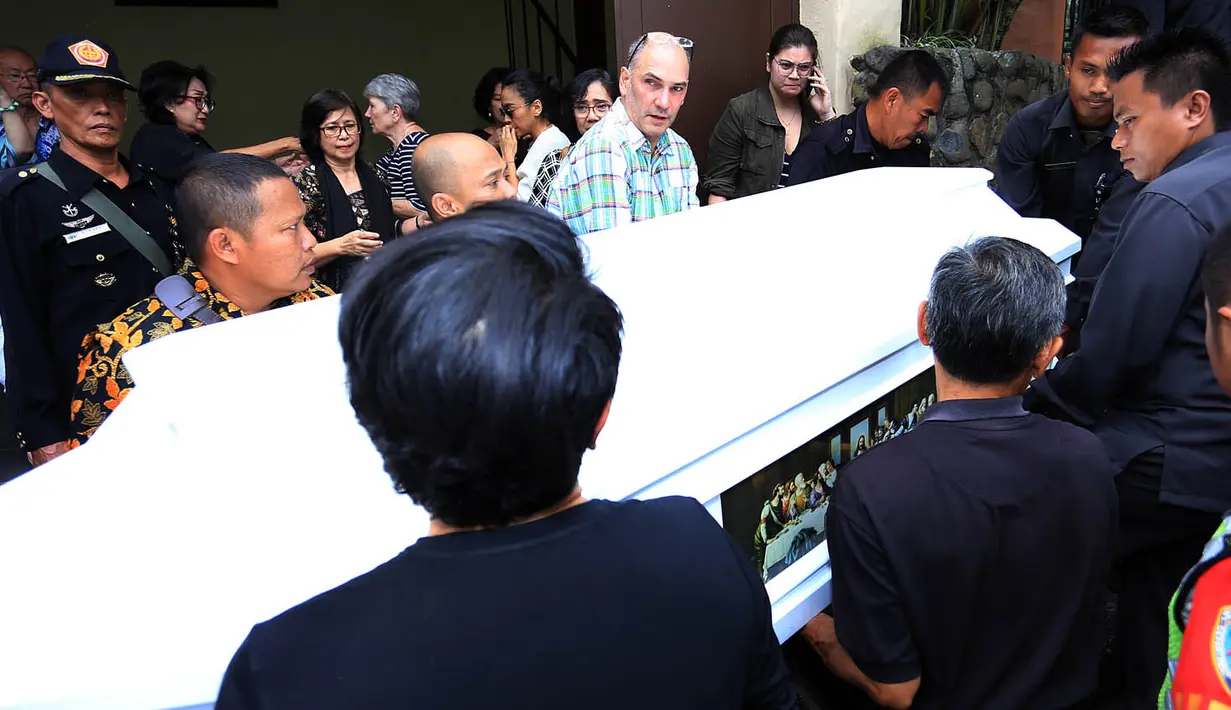 "Pak Bondan sesuai kehendak dia, dia sering mengatakan ingin dikremasi," kata Eliseo Raket di Rumah Sakit Harapan Kita, Rabu (29/11/2017).  (Deki Prayoga/Bintang.com)