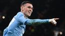 Gelandang Manchester City, Phil Foden baru saja menyamai catatan 3 legenda Premier League dengan torehan 3 kali hattrick di Premier League. Hattrick ketiganya di Premier League terjadi ke gawang Aston Villa pada laga pekan ke-31 Premier League 2023/2024 (3/4/2024) di mana Man City menang 4-1. Berikut ini ketiga legenda yang rekornya disamai oleh Phil Foden. (AFP/Paul Ellis)