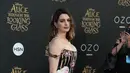 Sekitar dua bulan melahirkan, tentu saja penampilan Anne Hathaway masih tetap setia seperti dulu kala. (AFP/Bintang.com)