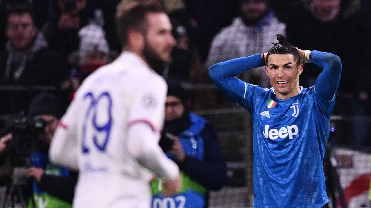 Juventus Tumbang di Kandang Lyon