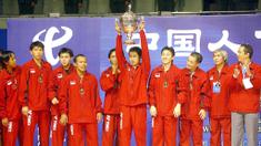 Butuh waktu yang sangat lama bagi tim bulu tangkis putra Indonesia untuk membawa pulang Piala Thomas kembali ke Tanah Air. (AFP/Goh Chai Hin)