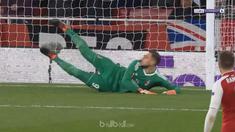 Berita video gol-gol saat Arsenal menang 3-1 atas AC Milan pada leg kedua 16 Besar Liga Europa 2017-2018. This video presented by BallBall.