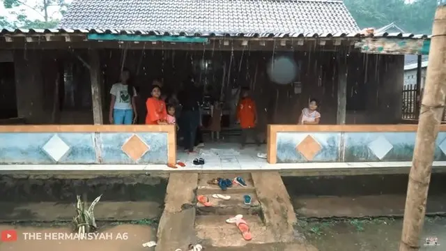 6 Potret Rumah Suteng ART Ashanty, Sederhana dan Banyak Perabotan Kayu