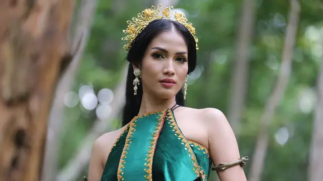 Segera Tayang di Bioskop, Ini 7 Potret Kebersamaan Pemain Film KKN Di Desa Penari