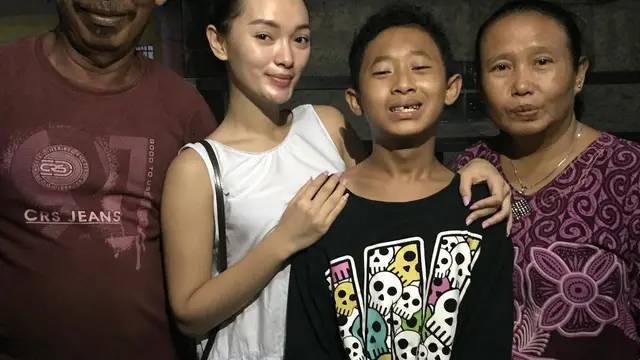 [Bintang] Zaskia Gotik