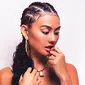 (Instagram/agnezmo)