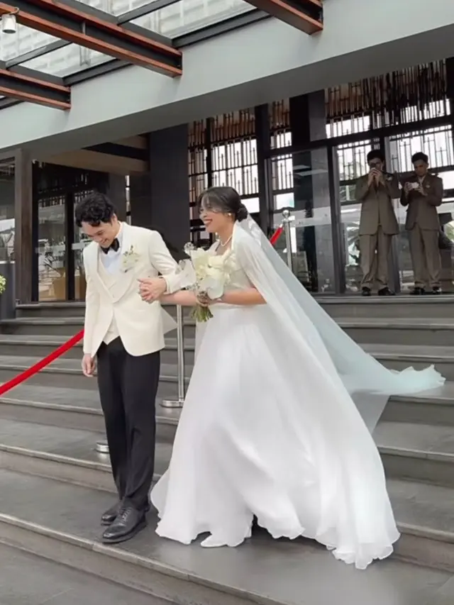 Gregoria Mariska dan Mikha Angelo resmi menikah.