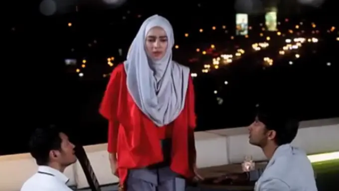 [Bintang] Cinta di Langit Taj Mahal