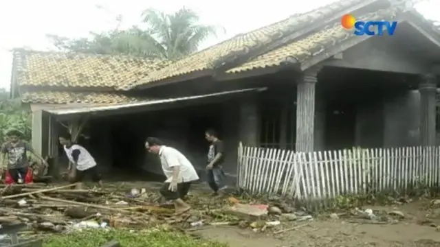 Banjir Rusak Puluhan Rumah Warga di Lampung, 3 Orang Hilang