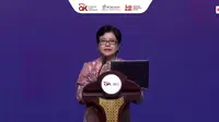 Ketua Dewan Audit OJK, Sophia Wattimena, dalam acara RISK &amp; GOVERNANCE SUMMIT TAHUN 2023 di Jakarta, Kamis (30/11/2023). (Tira/Liputan6.com)
