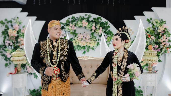 6 Prosesi Pernikahan Adat Jawa yang Penuh Makna - Relationship Fimela.com