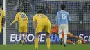 Tiga gol kemenangan Lazio atas Genoa dikemas oleh Taty Castellanos (70’), Gustav Isaksen (72’), dan Patric (84’). (Fabrizio Corradetti/LaPresse via AP)