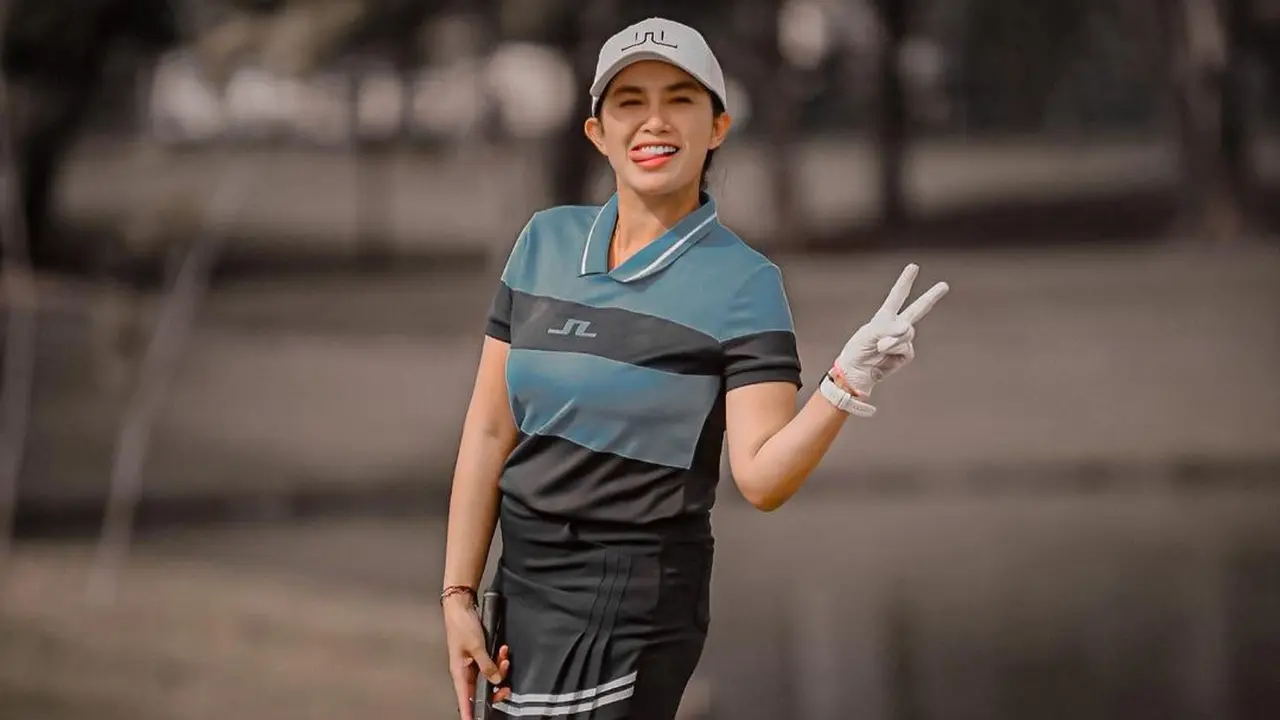 Ussy Sulistiawaty