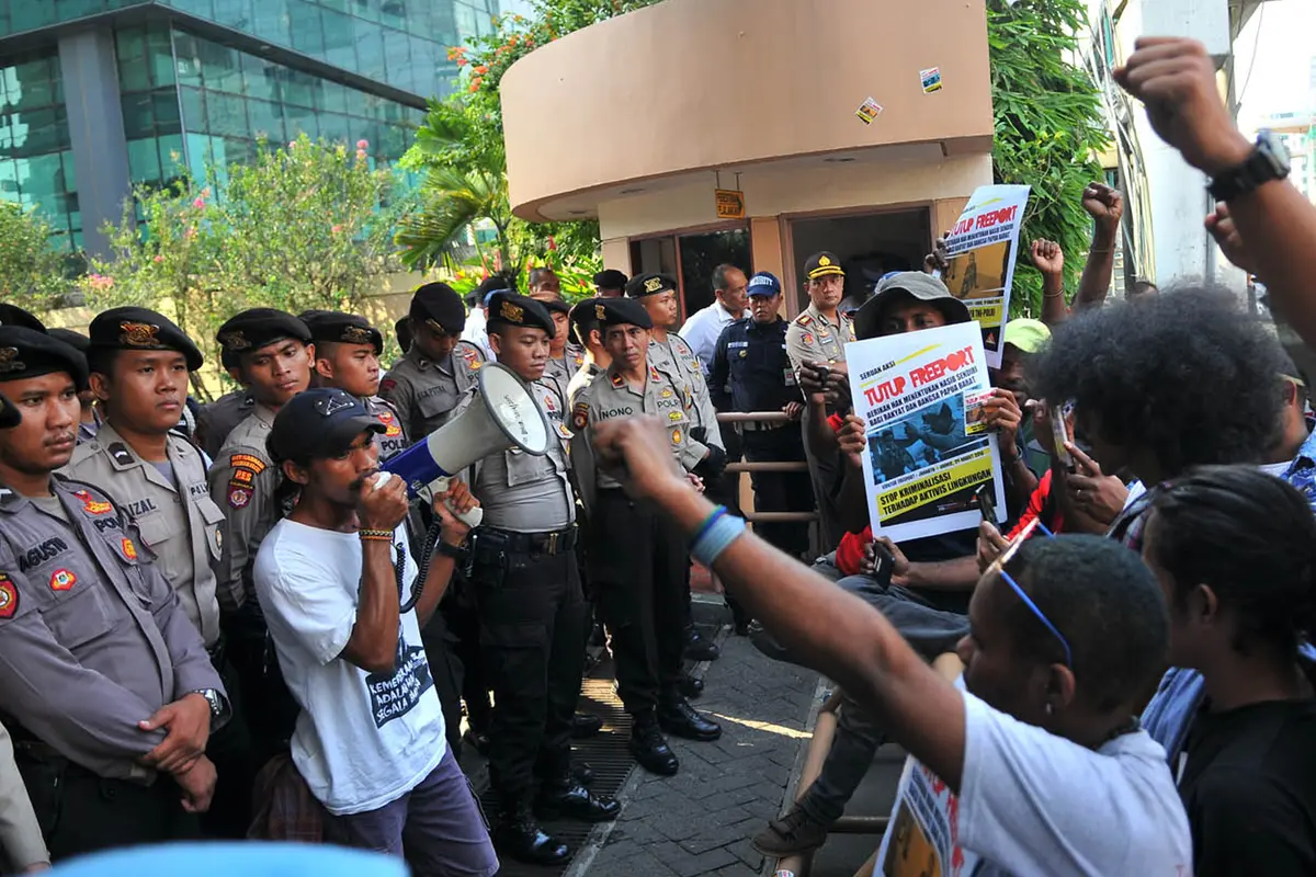 Minta Freeport Ditutup, Masyarakat Papua Gelar Demo