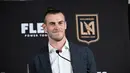 Gareth Bale meninggalkan Real Madrid dan memilih hijrah ke MLS, bergabung dengan Los Angeles FC. Bersama Los Angeles FC, Bale dikabarkan mendapatkan kontrak selama satu musim. Ia pun mendapatkan opsi perpanjangan kontrak jika tampil apik. (AFP/Robyn Beck)