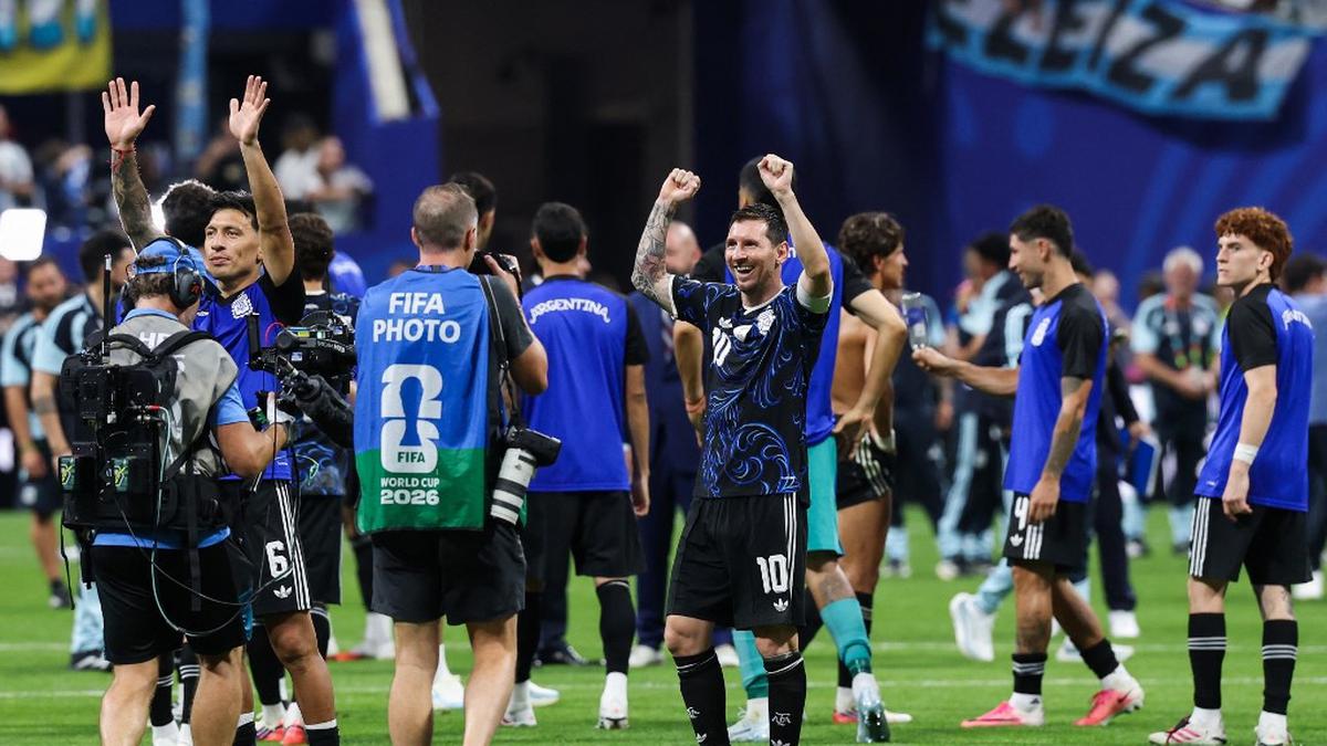 FIFA Tidak Jelaskan Alasan Gol Argentina Sah, Kontroversi Kembali Mencuat