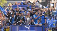 Ratusan Ribu Fans Hadiri Parade Juara Leicester City