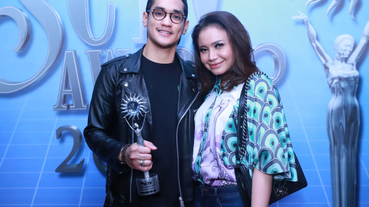 [Bintang] Afgansyah Reza dan Rossa