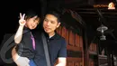 Baim yang ditemui dalam sebuah acara di kawasan Jakarta Barat tampak bahagia saat menggendong putrinya Sarah Ebelia Ibrahim (Liputan6.com/Faisal R Syam)