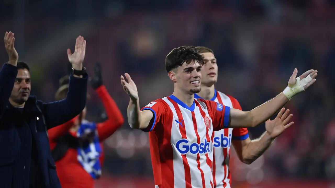 Pemain Girona Miguel Gutierrez merayakan gol