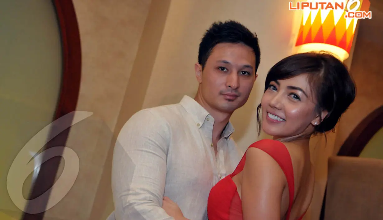 Ada yang berbeda dengan Bella Shofie ketika ditemui di Ex Plaza, Jakarta, Rabu (16/4/14) (Liputan6.com/Panji Diksana)