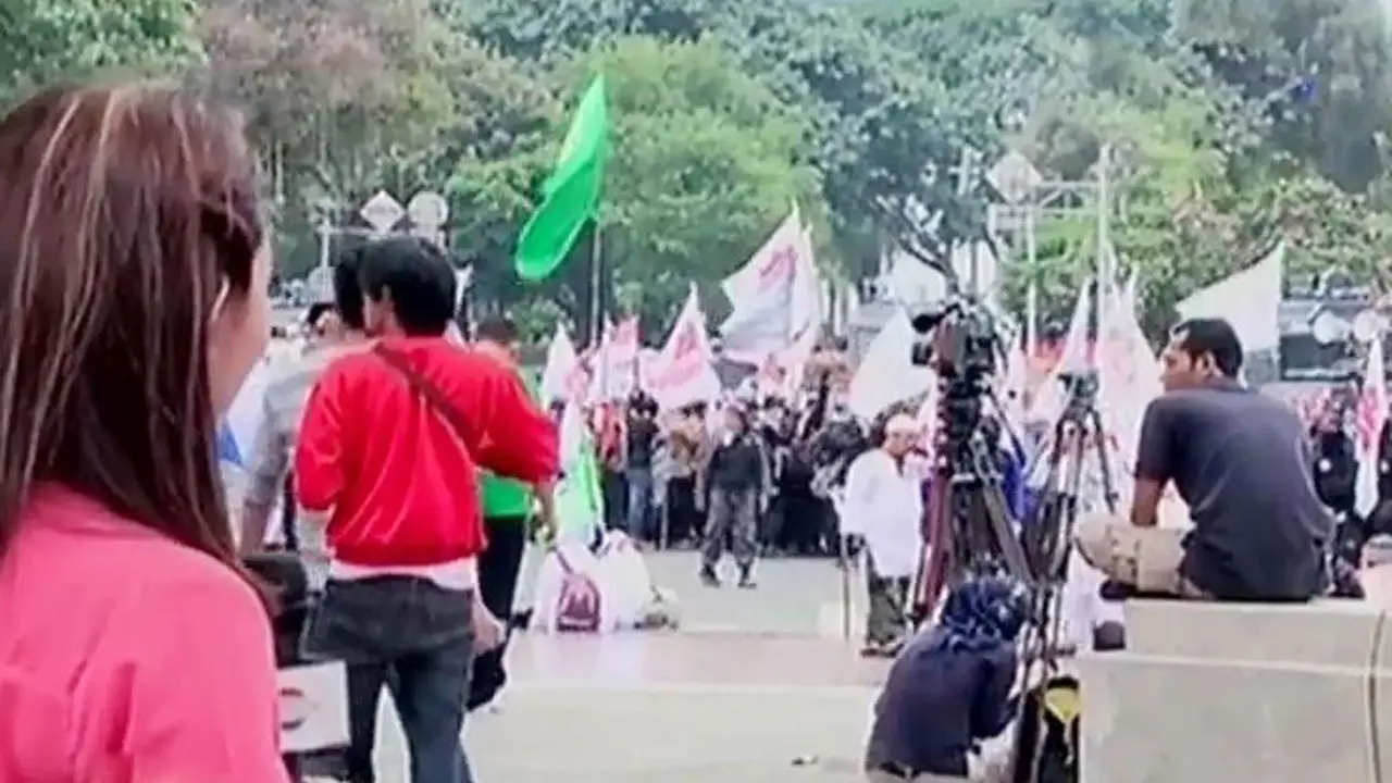 Segmen 2: Pendemo Berorasi hingga Situasi Jakarta Jelang Demo