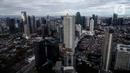 Deretan permukiman dan gedung bertingkat di Jakarta, Minggu (28/11/2021). Tren penduduk yang tinggal di perkotaan diproyeksikan terus mengalami peningkatan hingga 70 persen dari jumlah penduduk pada 2045 sedangkan penduduk di perdesaan akan menurun di level 30 persen. (Liputan6.com/Johan Tallo)
