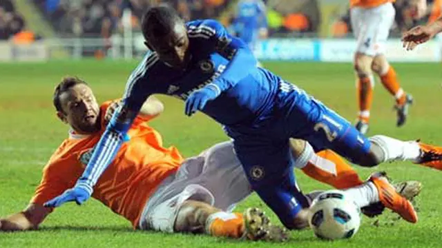 Salomon Kalou saat masih memperkuat Chelsea