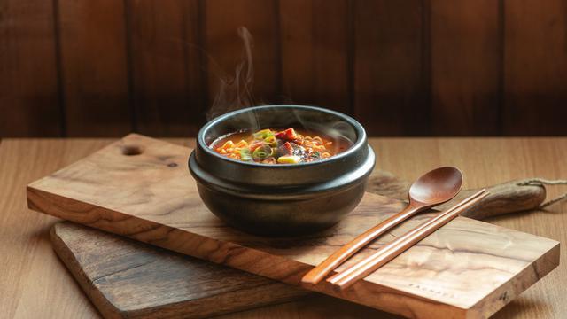 Makanan Korea Ini Paling Cocok Buat Menemani Anda Liburan! Murah dan Praktis!