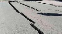 Gempa berkekuatan magnitudo 7,4 mengguncang Larantuka, Nusa Tenggara Timur (NTT), Selasa (14/12/2021).