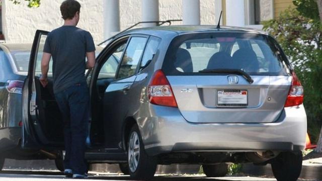 Koleksi Mobil Mark Zuckerberg (carsoid)
