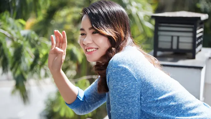 wanita agustus mendapat perhatian