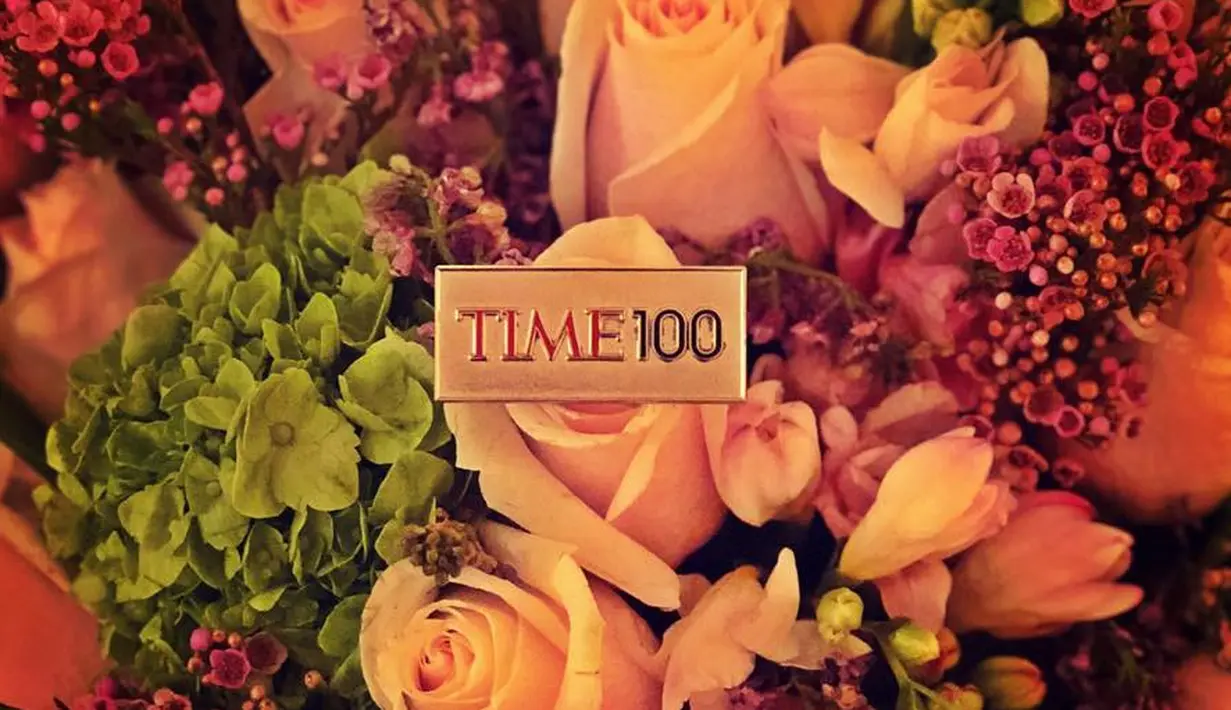 Melalui akun Instagram pribadinya, ia mengaku bangga dengan raihan ini. "Merupakan penghargaan yang menakjubkan," tulis Deepika Padukone. (Foto: instagram.com/deepikapadukone)