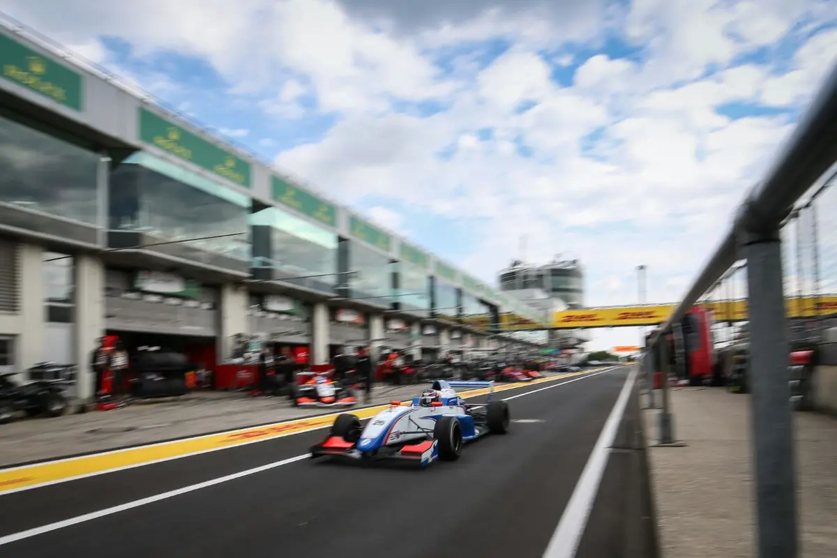 Presley Martono, Formula Renault 2.0 Eurocup 2017