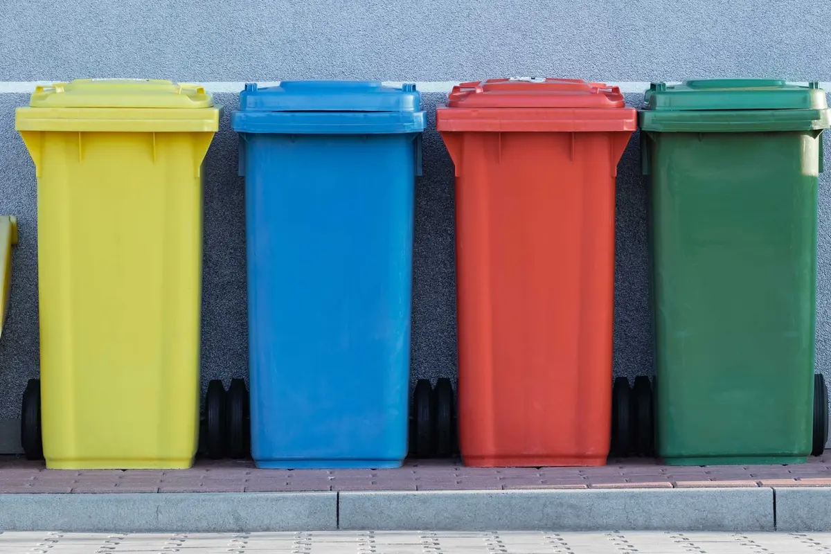 Ilustrasi Tempat Sampah