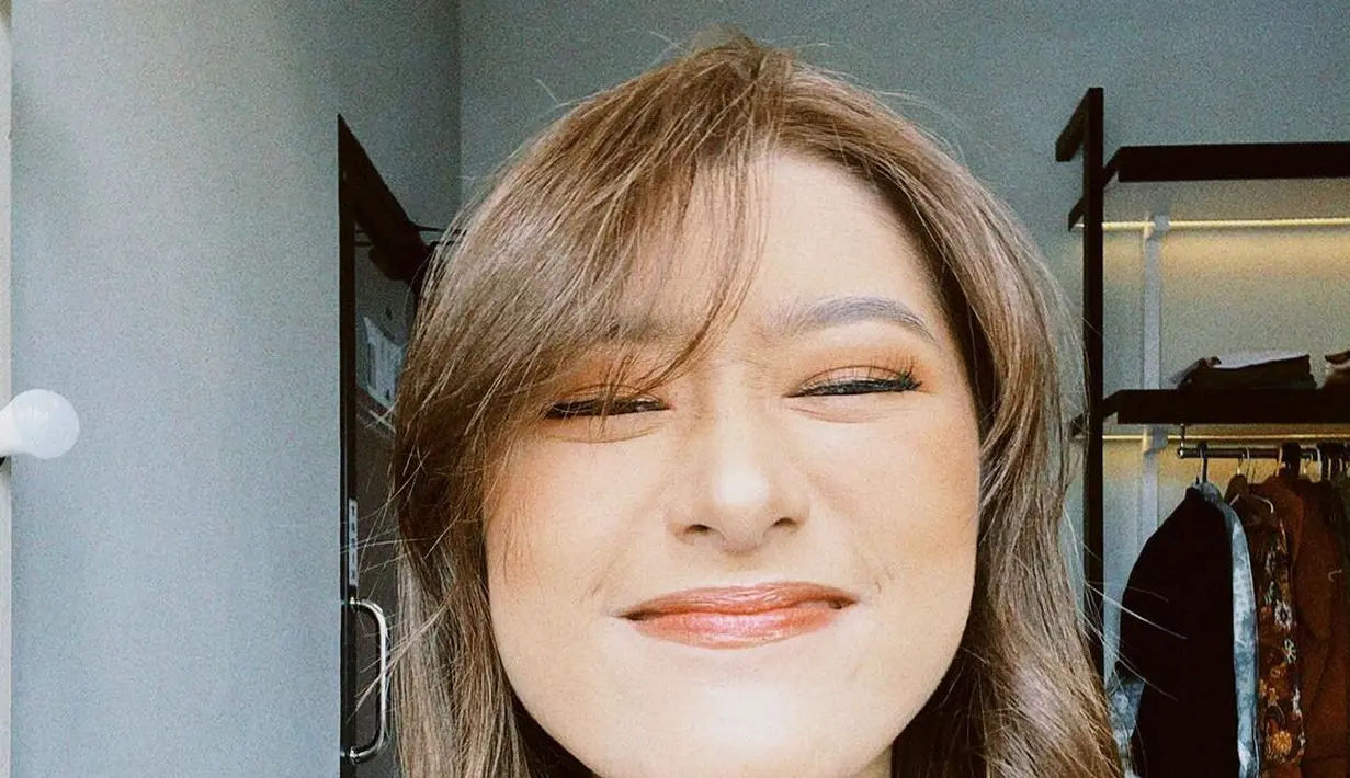 <p>Amanda Caesa (foto: Instagram amandacaesaa)</p>